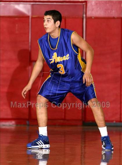 Thumbnail 3 in Bonita vs. Bishop Amat (Covina Christmas Classic) photogallery.
