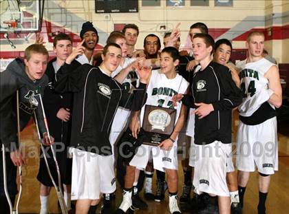 Thumbnail 2 in Bonita vs. Bishop Amat (Covina Christmas Classic) photogallery.