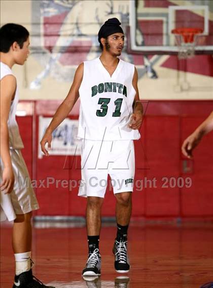 Thumbnail 2 in Bonita vs. Bishop Amat (Covina Christmas Classic) photogallery.