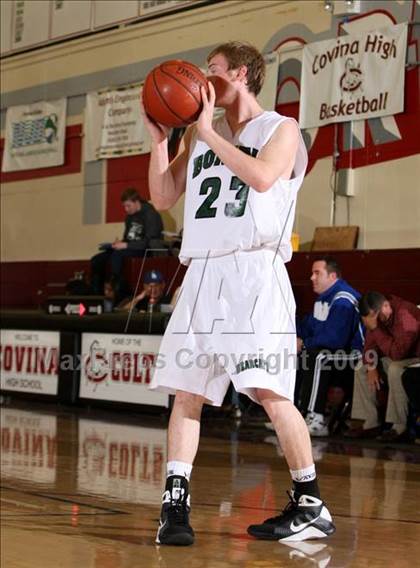 Thumbnail 2 in Bonita vs. Bishop Amat (Covina Christmas Classic) photogallery.