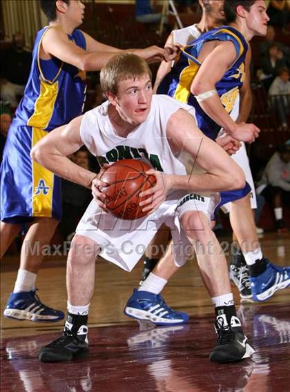 Thumbnail 1 in Bonita vs. Bishop Amat (Covina Christmas Classic) photogallery.