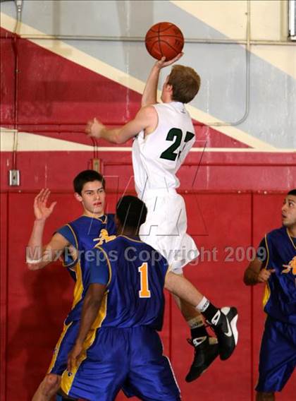 Thumbnail 1 in Bonita vs. Bishop Amat (Covina Christmas Classic) photogallery.