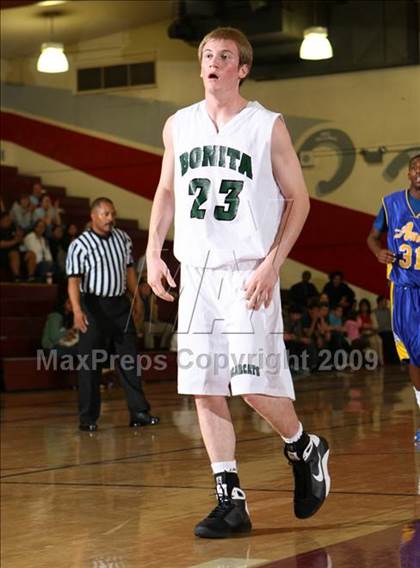 Thumbnail 3 in Bonita vs. Bishop Amat (Covina Christmas Classic) photogallery.