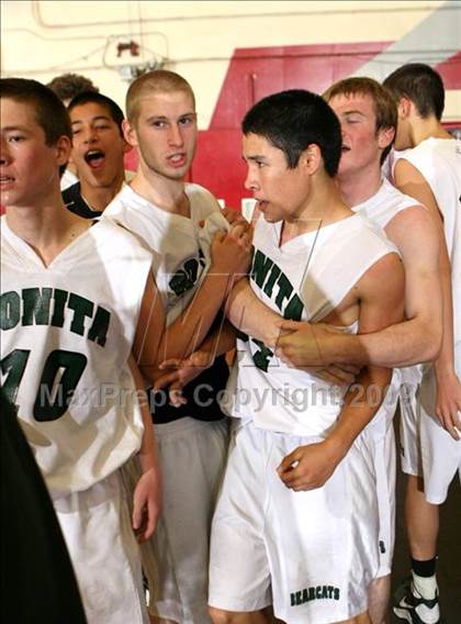 Thumbnail 1 in Bonita vs. Bishop Amat (Covina Christmas Classic) photogallery.