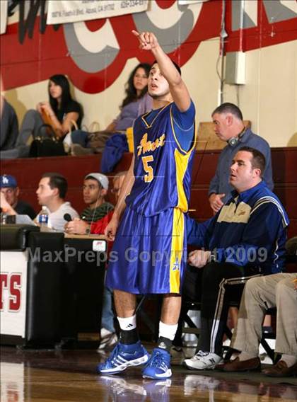 Thumbnail 2 in Bonita vs. Bishop Amat (Covina Christmas Classic) photogallery.