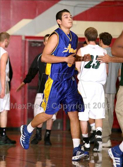 Thumbnail 2 in Bonita vs. Bishop Amat (Covina Christmas Classic) photogallery.
