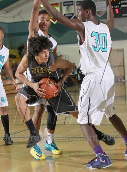 Thumbnail 1 in Edison vs. Deer Valley (Adidas Challenge) photogallery.