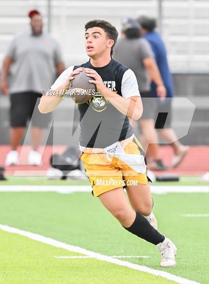 Thumbnail 2 in Goldwater vs. Deer Valley (Goldwater 7 on 7 Tournament) photogallery.