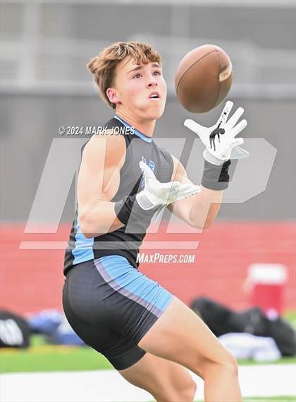 Thumbnail 3 in Goldwater vs. Deer Valley (Goldwater 7 on 7 Tournament) photogallery.