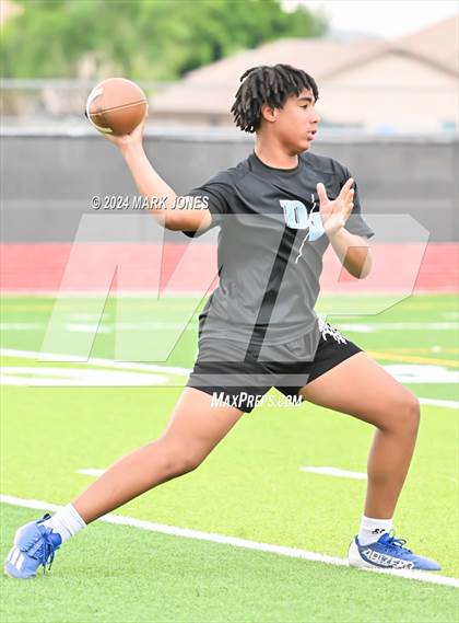Thumbnail 3 in Goldwater vs. Deer Valley (Goldwater 7 on 7 Tournament) photogallery.