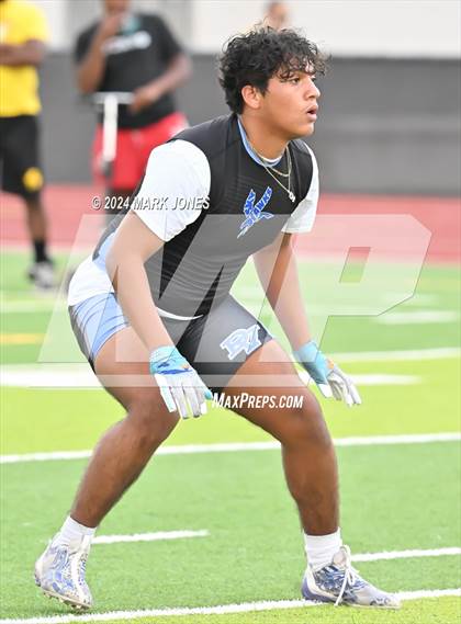 Thumbnail 3 in Goldwater vs. Deer Valley (Goldwater 7 on 7 Tournament) photogallery.