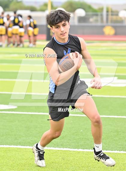 Thumbnail 1 in Goldwater vs. Deer Valley (Goldwater 7 on 7 Tournament) photogallery.