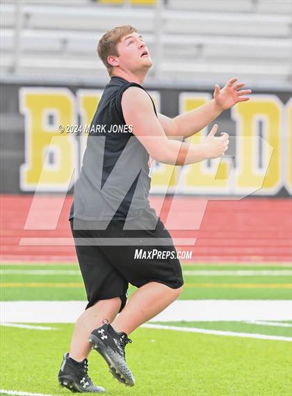 Thumbnail 3 in Goldwater vs. Deer Valley (Goldwater 7 on 7 Tournament) photogallery.