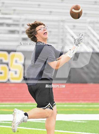 Thumbnail 1 in Goldwater vs. Deer Valley (Goldwater 7 on 7 Tournament) photogallery.