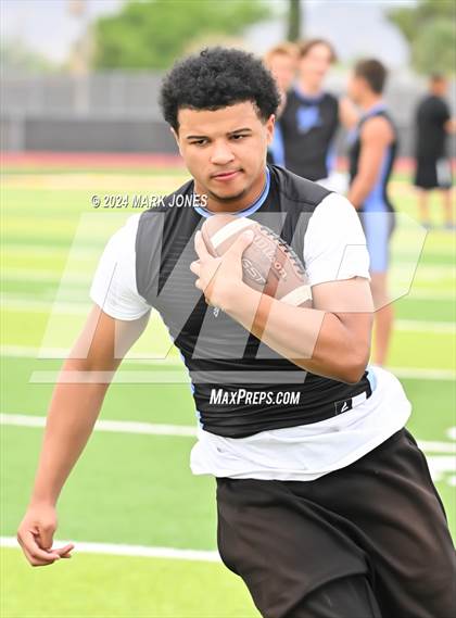 Thumbnail 1 in Goldwater vs. Deer Valley (Goldwater 7 on 7 Tournament) photogallery.