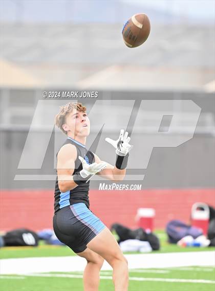 Thumbnail 2 in Goldwater vs. Deer Valley (Goldwater 7 on 7 Tournament) photogallery.