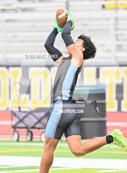 Thumbnail 2 in Goldwater vs. Deer Valley (Goldwater 7 on 7 Tournament) photogallery.