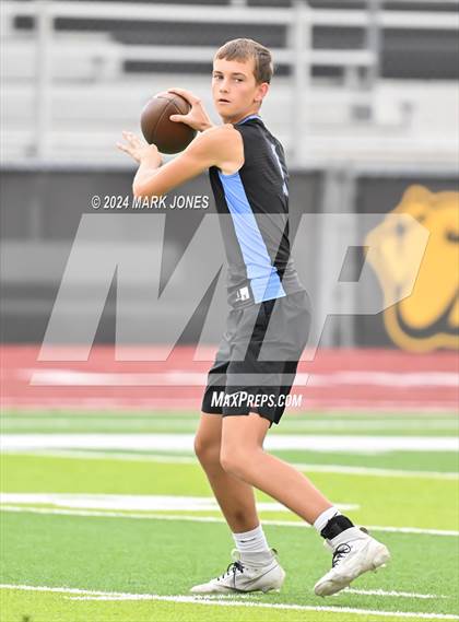 Thumbnail 3 in Goldwater vs. Deer Valley (Goldwater 7 on 7 Tournament) photogallery.