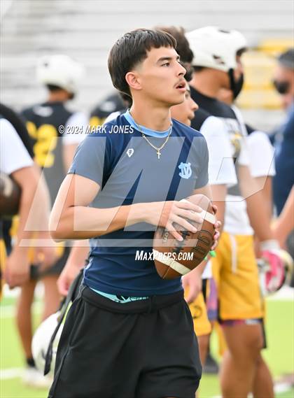 Thumbnail 2 in Goldwater vs. Deer Valley (Goldwater 7 on 7 Tournament) photogallery.