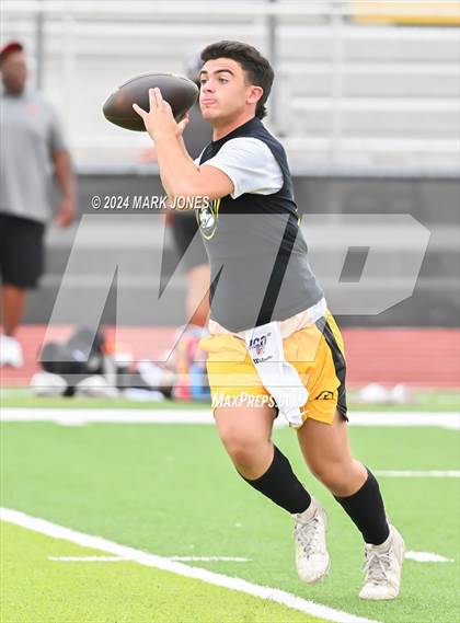 Thumbnail 3 in Goldwater vs. Deer Valley (Goldwater 7 on 7 Tournament) photogallery.