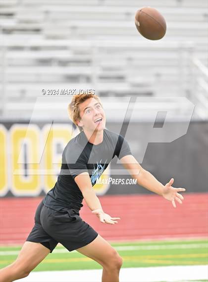Thumbnail 3 in Goldwater vs. Deer Valley (Goldwater 7 on 7 Tournament) photogallery.