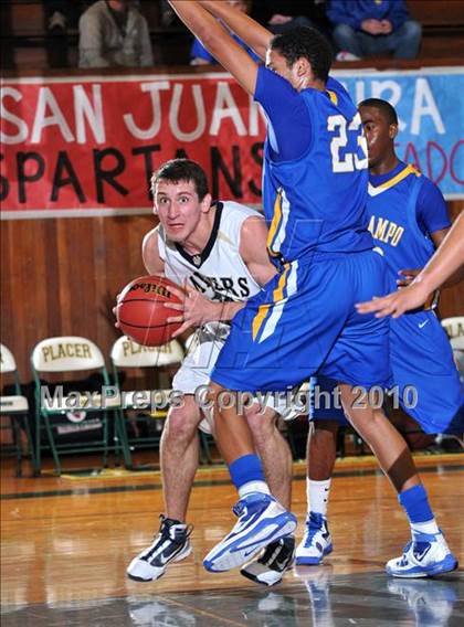 Thumbnail 3 in Nevada Union vs. Del Campo (Kendall Arnett Tournament) photogallery.