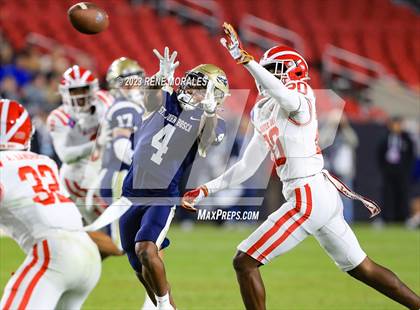 Thumbnail 1 in Mater Dei vs St John Bosco (CIF SS Div 1 Final) photogallery.