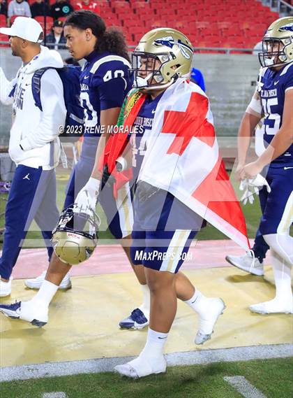 Thumbnail 2 in Mater Dei vs St John Bosco (CIF SS Div 1 Final) photogallery.