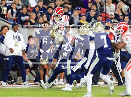Thumbnail 1 in Mater Dei vs St John Bosco (CIF SS Div 1 Final) photogallery.