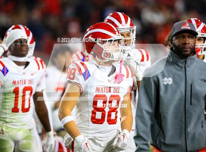 Thumbnail 1 in Mater Dei vs St John Bosco (CIF SS Div 1 Final) photogallery.