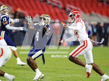 Thumbnail 3 in Mater Dei vs St John Bosco (CIF SS Div 1 Final) photogallery.