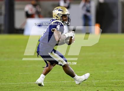 Thumbnail 3 in Mater Dei vs St John Bosco (CIF SS Div 1 Final) photogallery.