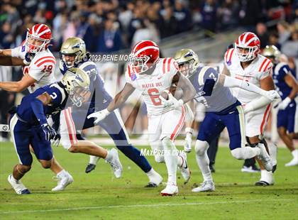 Thumbnail 2 in Mater Dei vs St John Bosco (CIF SS Div 1 Final) photogallery.