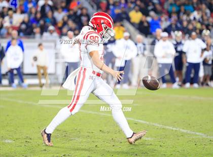 Thumbnail 2 in Mater Dei vs St John Bosco (CIF SS Div 1 Final) photogallery.