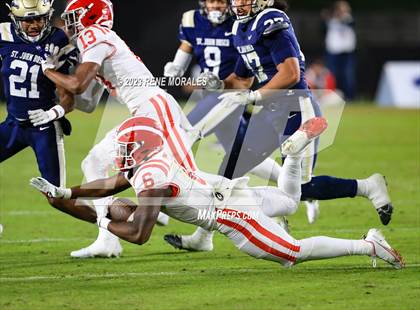 Thumbnail 3 in Mater Dei vs St John Bosco (CIF SS Div 1 Final) photogallery.