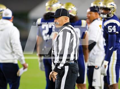 Thumbnail 3 in Mater Dei vs St John Bosco (CIF SS Div 1 Final) photogallery.