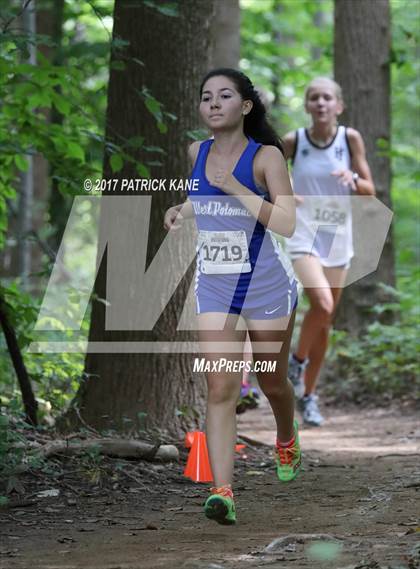 Thumbnail 3 in Monroe Parker Invitational photogallery.