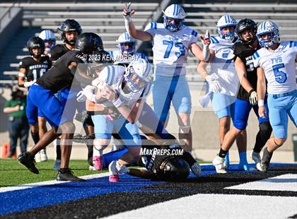Thumbnail 2 in Trinity Valley vs Houston Christian (SPC 3A State Championship) photogallery.