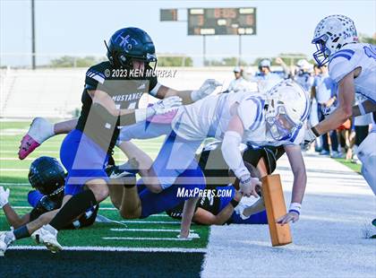 Thumbnail 3 in Trinity Valley vs Houston Christian (SPC 3A State Championship) photogallery.