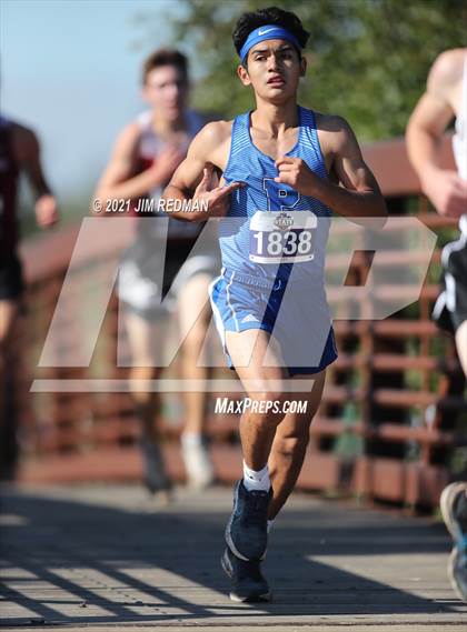 Thumbnail 1 in UIL Cross Country 3A Final (5K) photogallery.