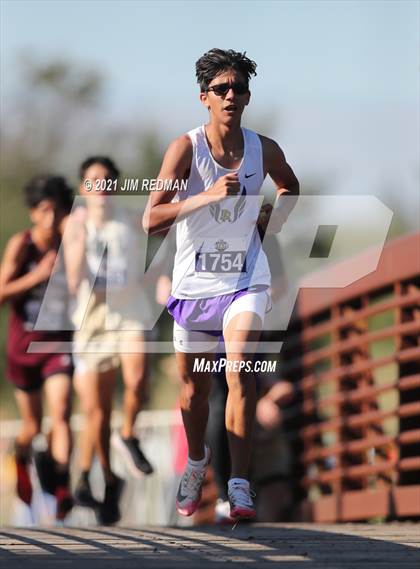 Thumbnail 2 in UIL Cross Country 3A Final (5K) photogallery.