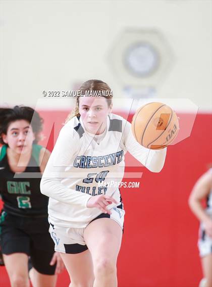 Thumbnail 2 in Granada Hills Charter vs Crescenta Valley (West Coast Holiday Tournament) photogallery.