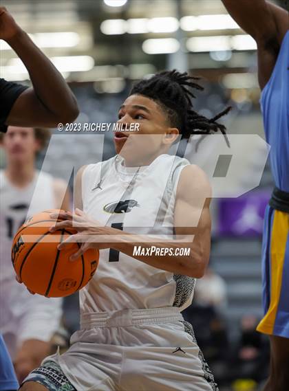 Thumbnail 3 in Putnam City West vs. Plano East (Hoopin on the Hill) photogallery.