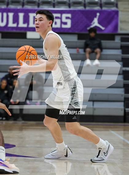 Thumbnail 3 in Putnam City West vs. Plano East (Hoopin on the Hill) photogallery.