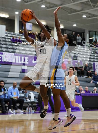 Thumbnail 2 in Putnam City West vs. Plano East (Hoopin on the Hill) photogallery.