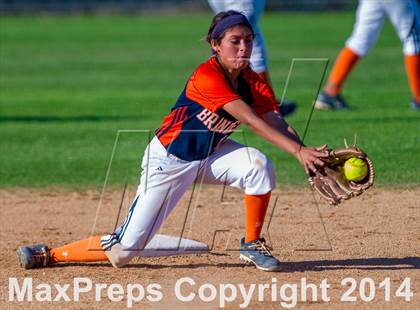 Thumbnail 2 in Marshall @ Brandeis photogallery.