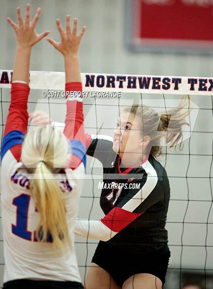 Thumbnail 3 in Argyle vs Pearce photogallery.