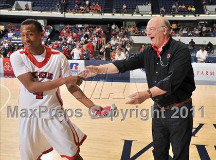Thumbnail 3 in Inglewood vs. Harvard-Westlake (CIF SS 3A Final) photogallery.