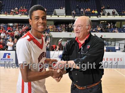 Thumbnail 1 in Inglewood vs. Harvard-Westlake (CIF SS 3A Final) photogallery.