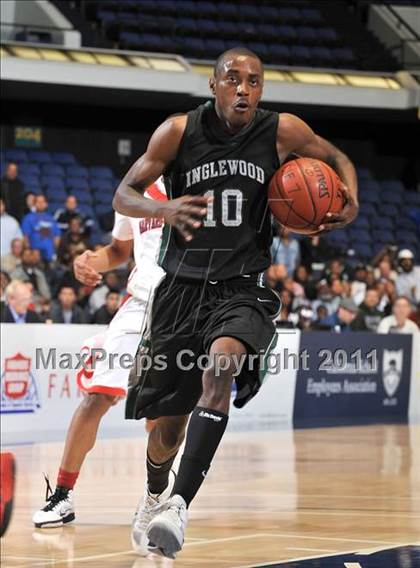 Thumbnail 1 in Inglewood vs. Harvard-Westlake (CIF SS 3A Final) photogallery.